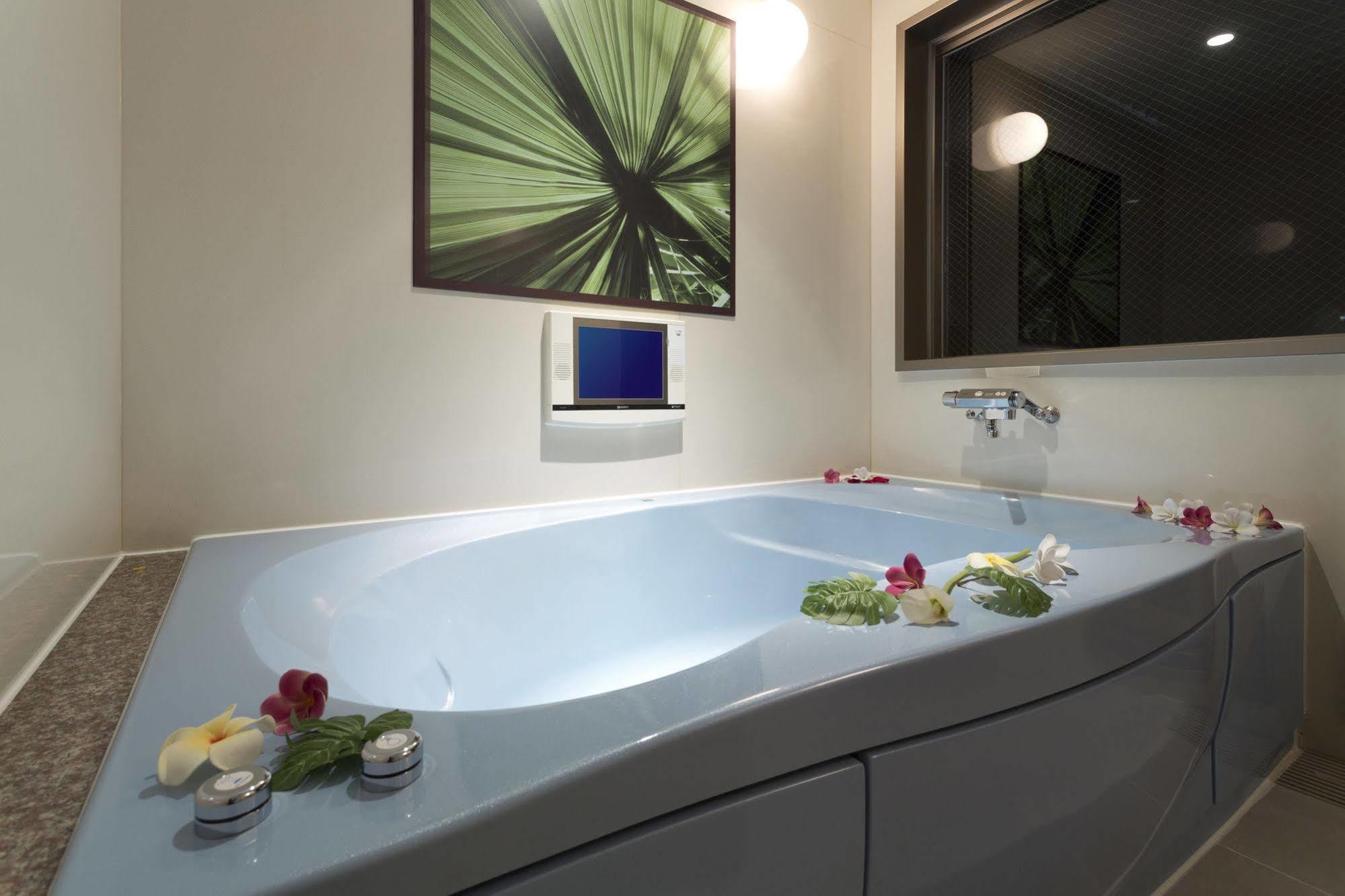Hotel Crea (Adults Only) Окаяма Экстерьер фото