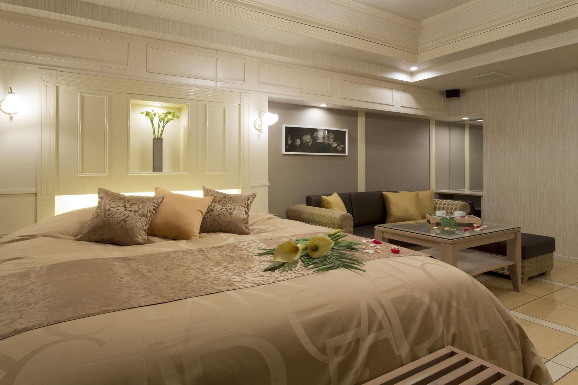 Hotel Crea (Adults Only) Окаяма Экстерьер фото